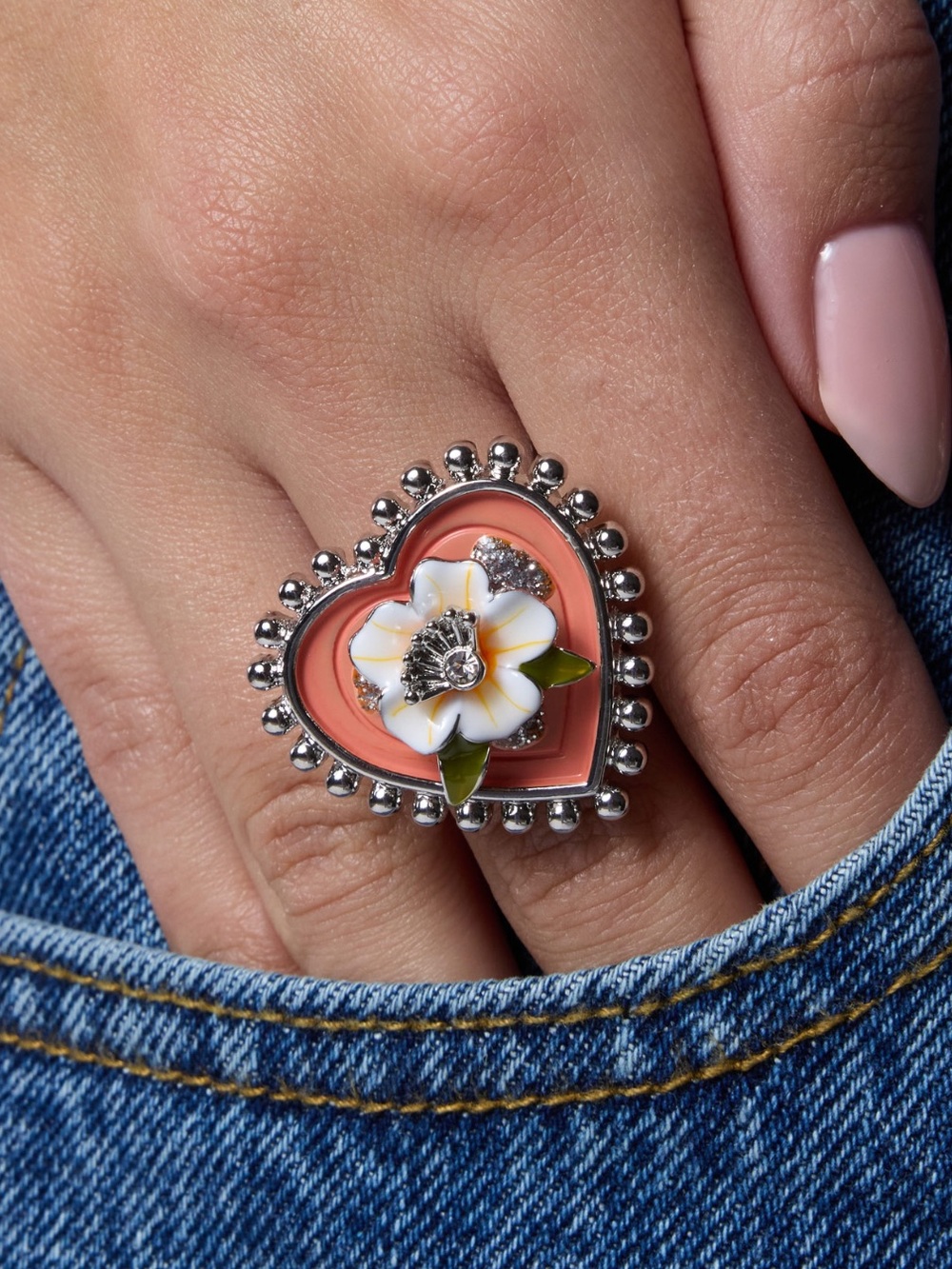 NWT Heart Flower Ring(Last One)